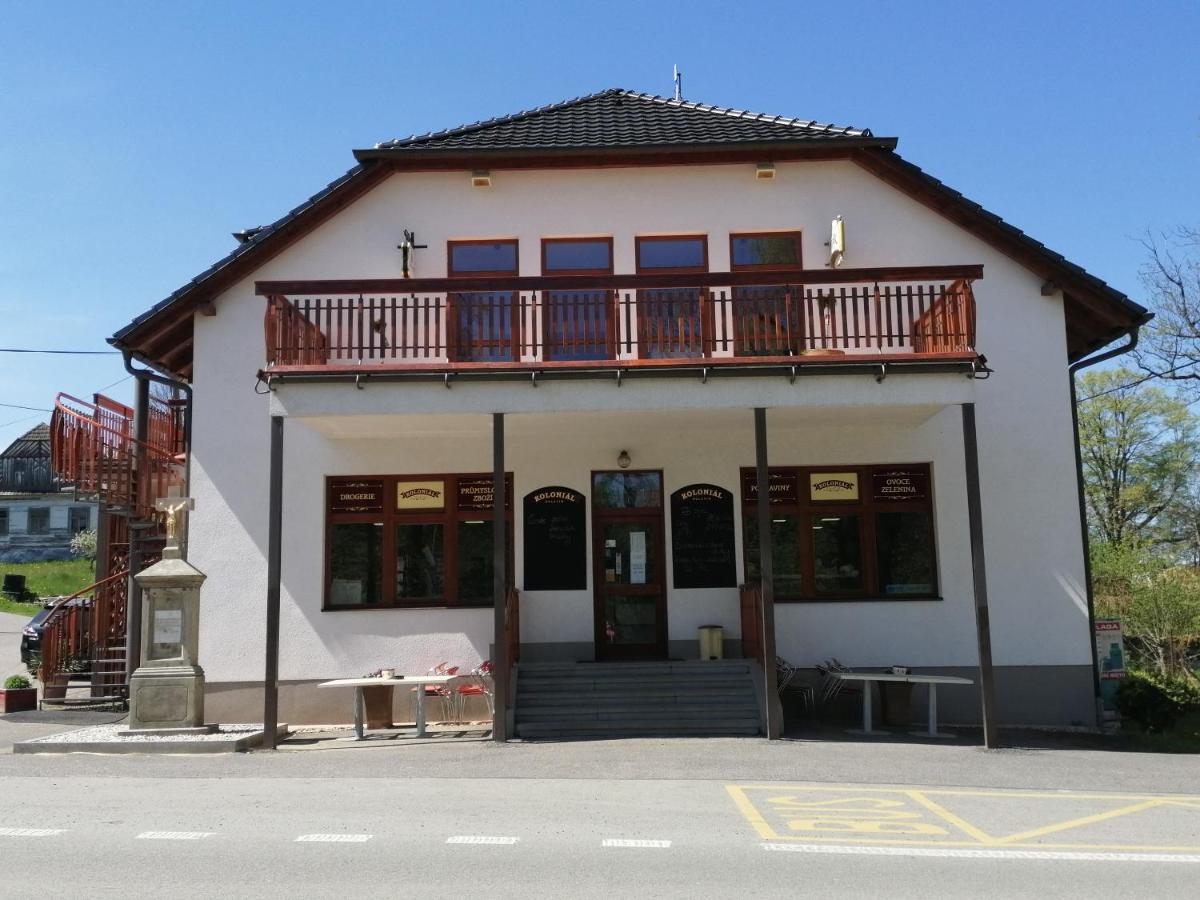 Ubytovani Kolonial Dolni Holetin Экстерьер фото