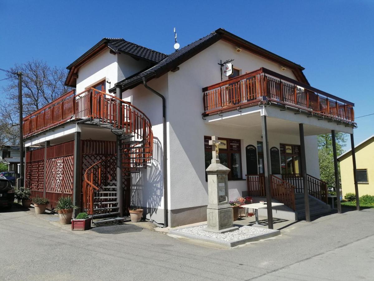 Ubytovani Kolonial Dolni Holetin Экстерьер фото